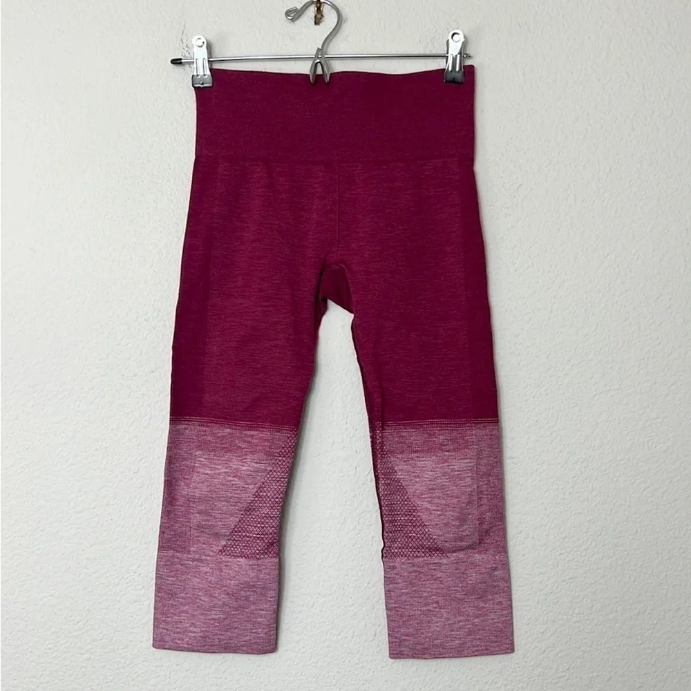 Lululemon Seamless Street Crop Leggings